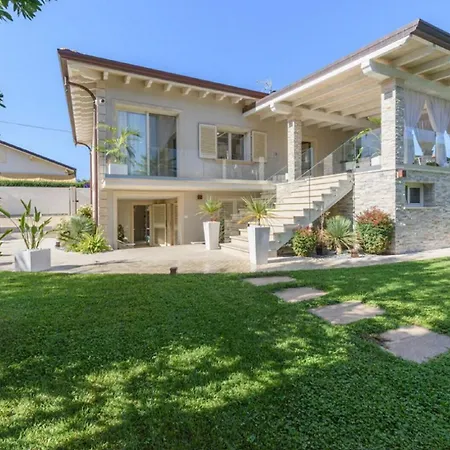 Casa With Pool 300M Beach 3 Bedrooms Apartment *