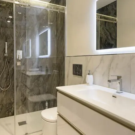 Apartment Casa With Pool 300M Beach 3 Bedrooms Forte dei Marmi