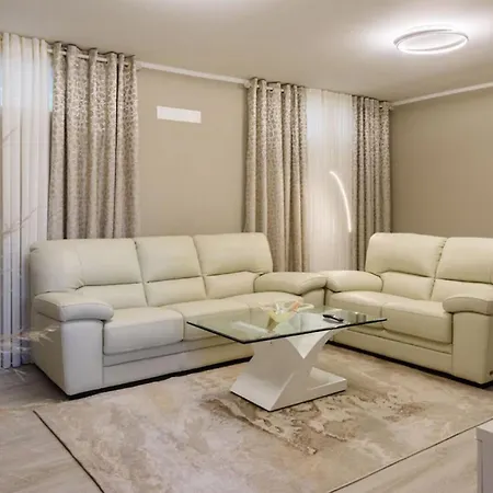 Casa With Pool 300M Beach 3 Bedrooms