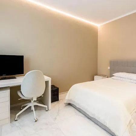 Casa With Pool 300M Beach 3 Bedrooms Apartment Forte dei Marmi